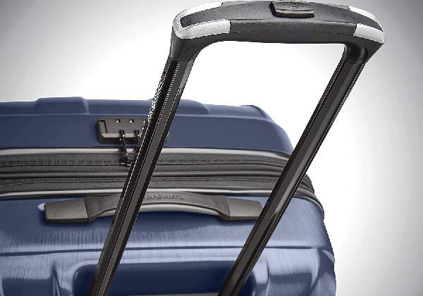 T ravelpro Maxlite 5 Lightweight Luggage